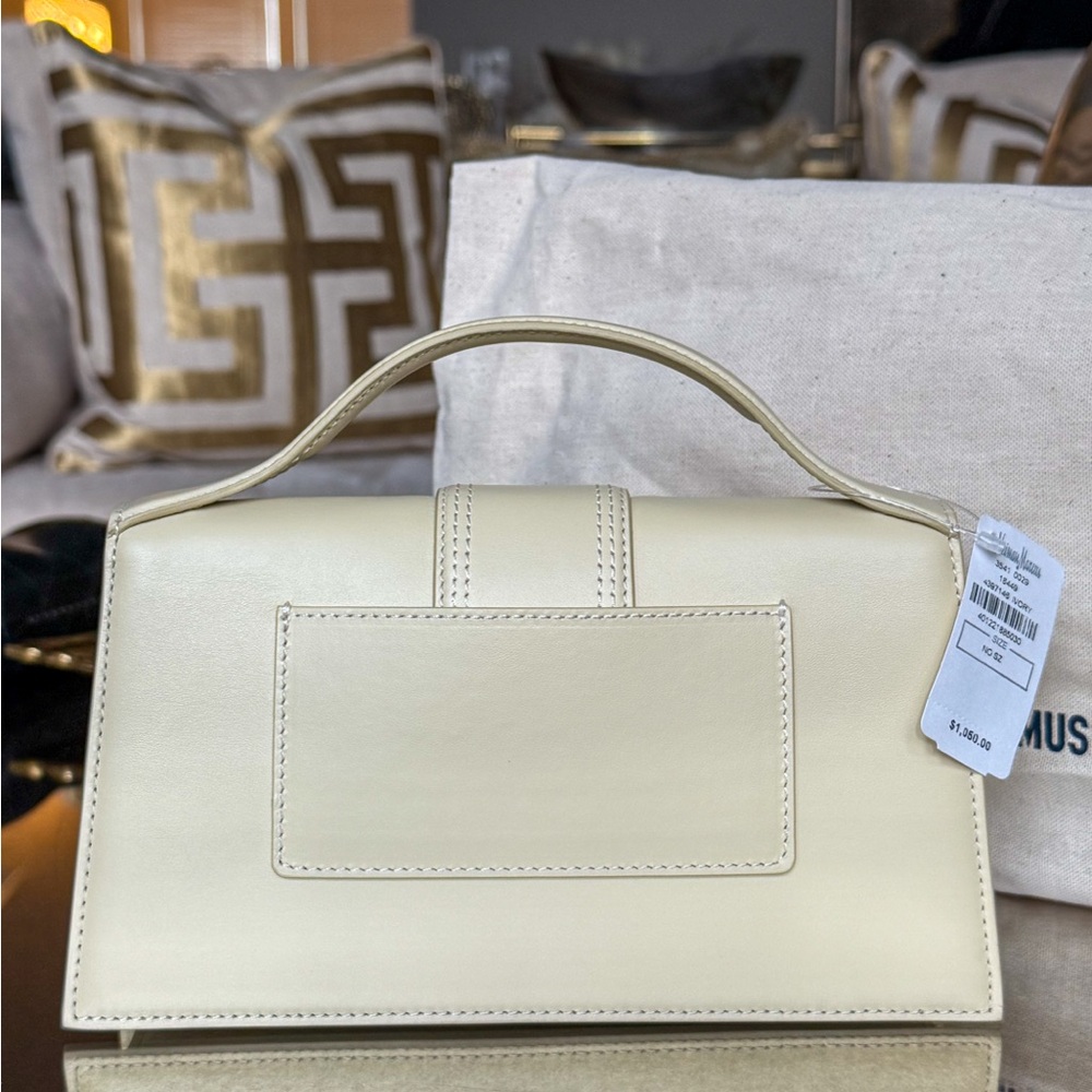 Jacquemus Le Grand Bambino Ivory Bag with Crossbody Strap - Picture 10 of 15